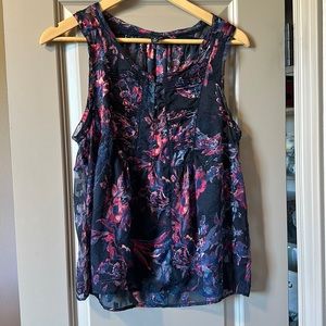 Lucky Brand Floral top. Sleeveless size M